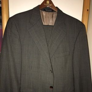 Green/tan Men’s Chaps Ralph Lauren 2 piece suit